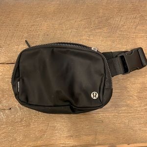 Black Lululemon belt bag